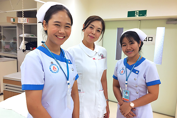 タイのコンケン大学（Khon Kaen University）から、看護学部生2名が短期留学に来ました。